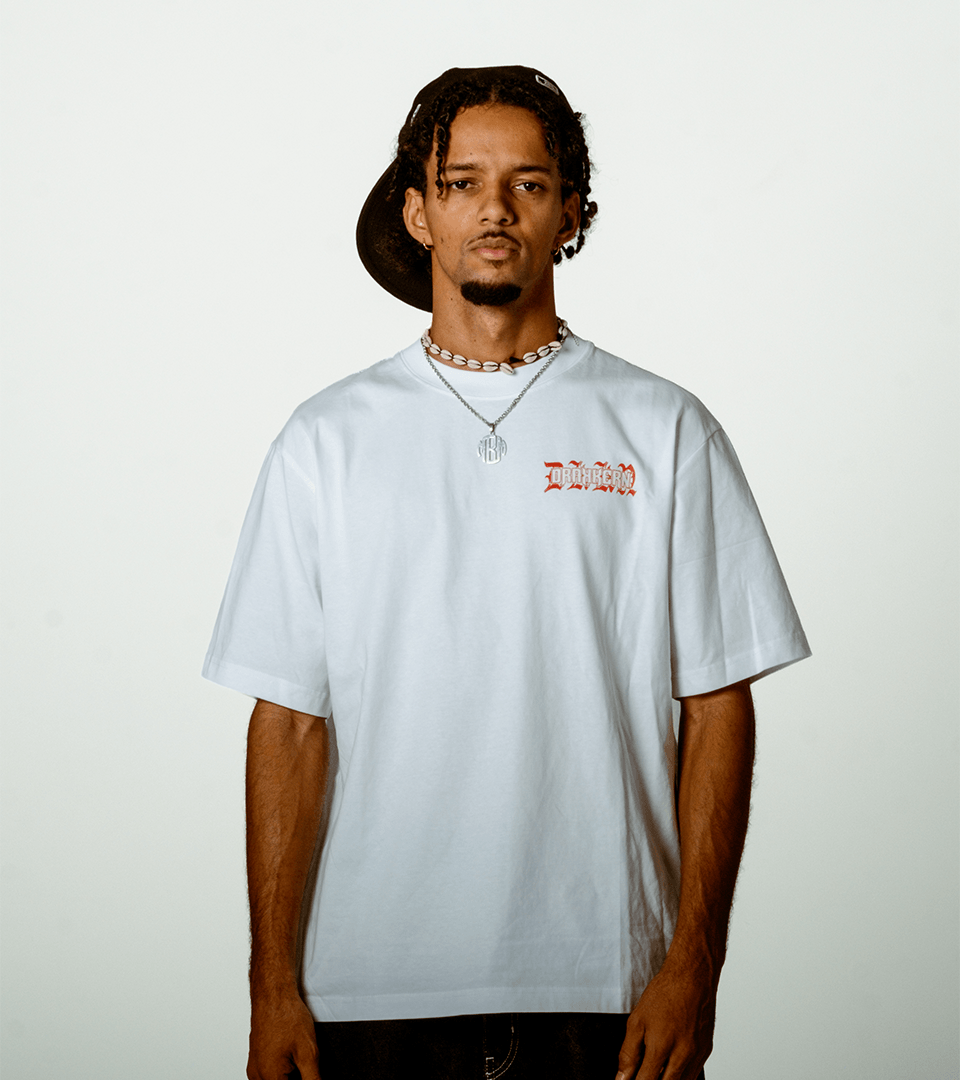 t shirt stawed